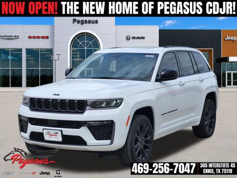New 2026 Jeep Grand Cherokee Limited AWD/4WD image 2