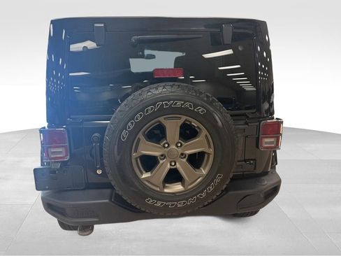 Used 2018 Jeep Wrangler Unlimited Sport w/ Dual Top Group image 5