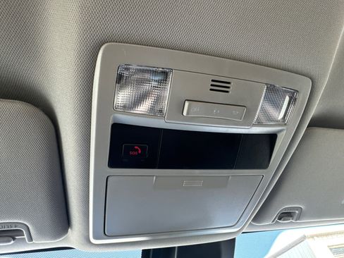 Used 2023 Toyota Tacoma SR5 w/ Technology Package image 26