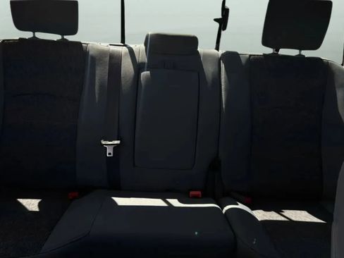 Used 2019 RAM 1500 Classic SLT w/ Luxury Group AWD/4WD image 38
