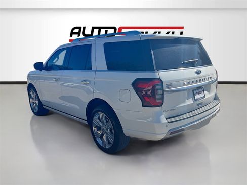 Used 2023 Ford Expedition Platinum image 5