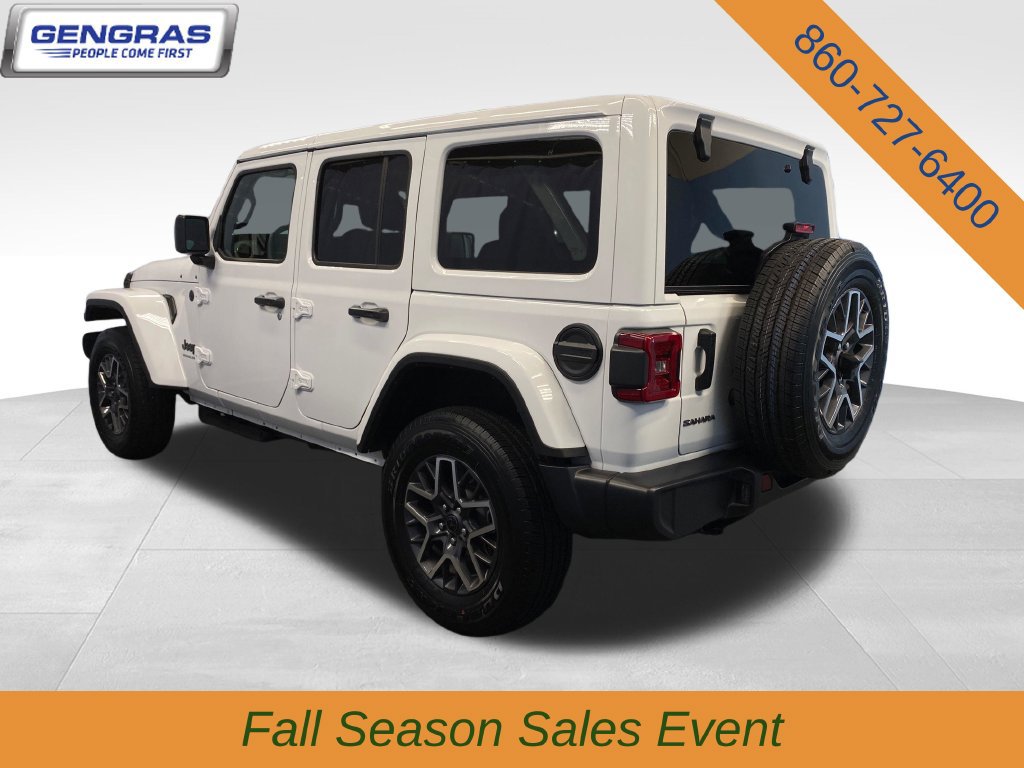 Used 2026 Jeep Wrangler Unlimited Sahara AWD/4WD image 5