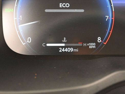 Used 2023 Toyota RAV4 Limited FWD image 28