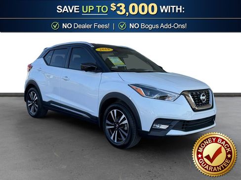 Used 2019 Nissan Kicks SR image 10