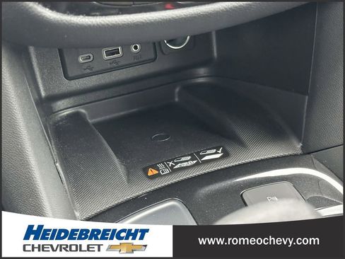 Certified 2023 Chevrolet Equinox Premier image 29