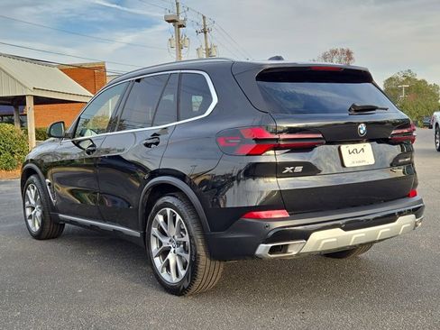 Used 2026 BMW X5 sDrive40i w/ Premium Package image 10