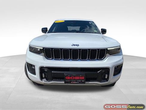 Certified 2022 Jeep Grand Cherokee Overland AWD/4WD image 2