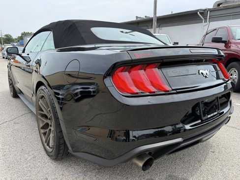 Used 2018 Ford Mustang Premium RWD image 7