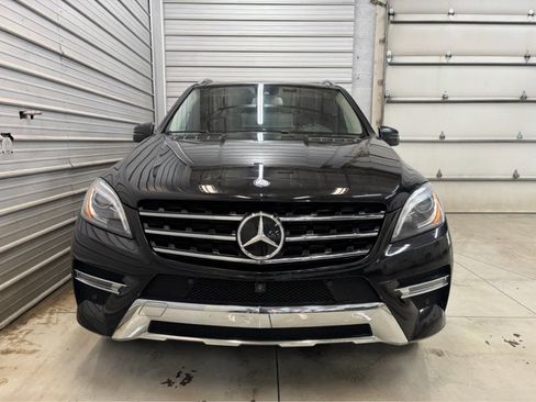 Used 2015 Mercedes-Benz ML 400 4MATIC image 2