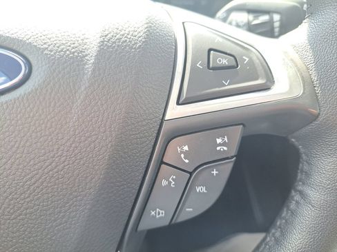 Used 2022 Ford Edge SEL w/ Convenience Package AWD/4WD image 18