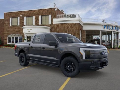 New 2025 Ford F150 Lightning XLT image 7