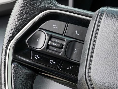Certified 2023 Toyota Sequoia SR5 AWD/4WD image 35