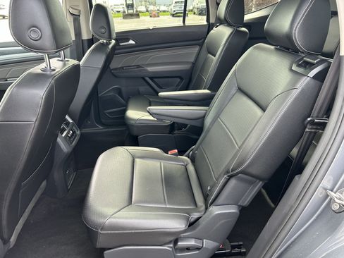 Certified 2023 Volkswagen Atlas SEL R-Line image 25