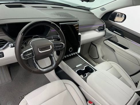 Used 2025 GMC Acadia Denali w/ Super Cruise Package AWD/4WD image 16