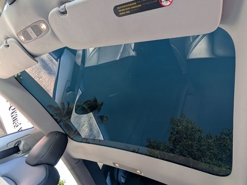 Used 2019 Tesla Model 3 Long Range image 21