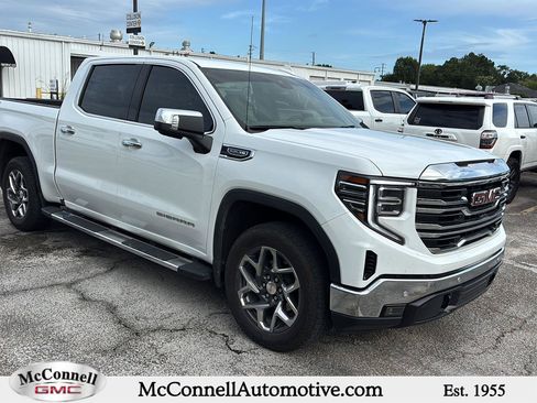 Used 2025 GMC Sierra 1500 SLT w/ SLT Premium Plus Package AWD/4WD image 1
