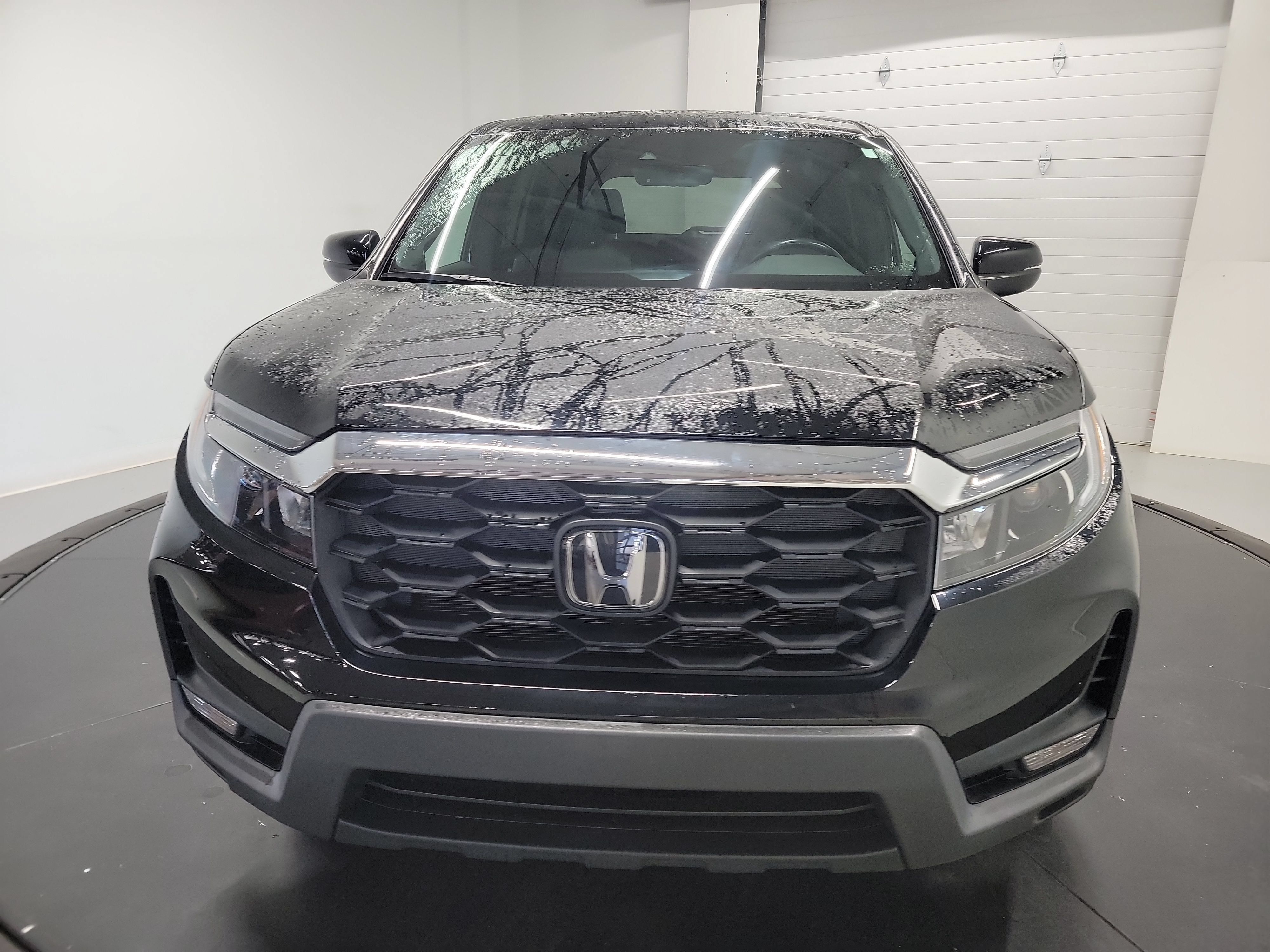Certified 2023 Honda Passport EX-L image 2