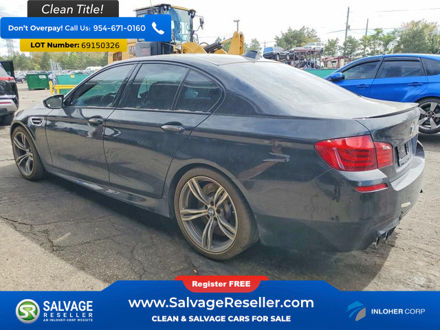 Used 2013 BMW M5 w/ Executive Pkg RWD image 3