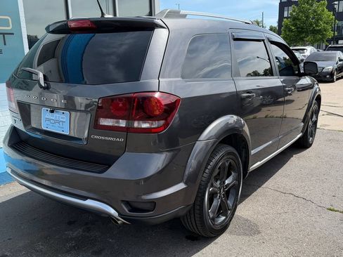 Used 2018 Dodge Journey Crossroad AWD/4WD image 2