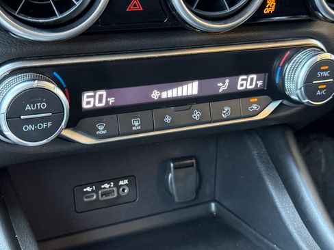 Used 2022 Nissan Sentra SR FWD image 18
