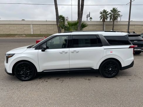 New 2026 Kia Carnival SX Prestige FWD image 4