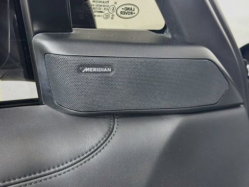 Certified 2023 Land Rover Range Rover SE AWD/4WD image 19