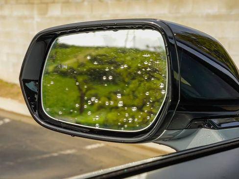 New 2026 Cadillac Vistiq Luxury image 17