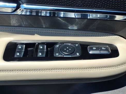 Certified 2023 Lincoln Corsair AWD w/ Equipment Group 101A image 25