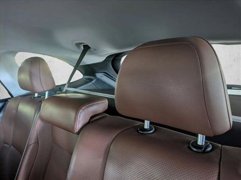 Used 2021 Subaru Outback Touring XT image 15