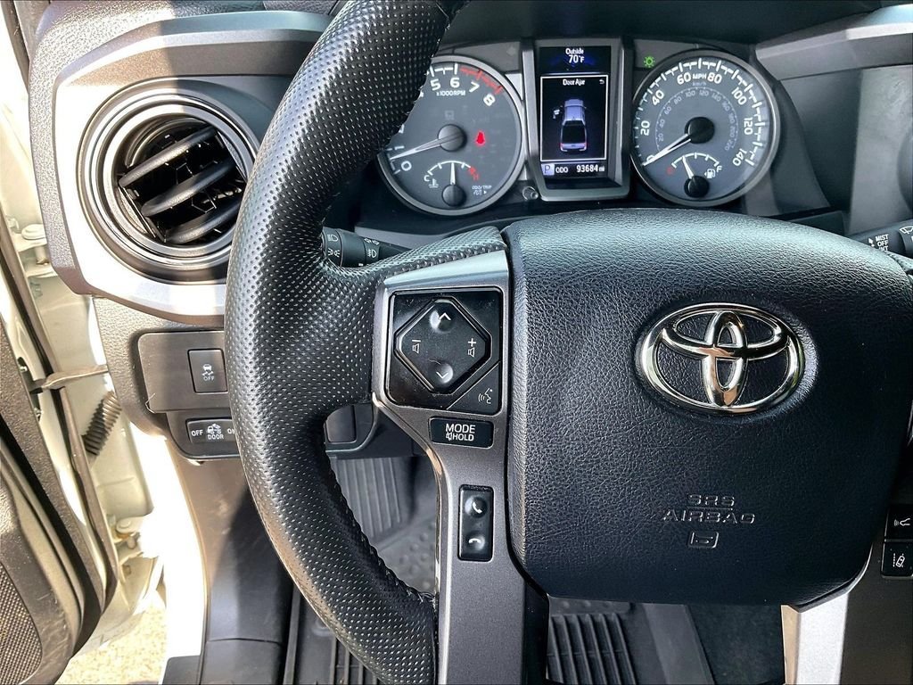 Used 2022 Toyota Tacoma TRD Sport w/ Technology Package AWD/4WD image 23