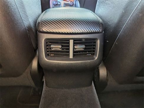 Used 2016 Dodge Challenger SRT image 21