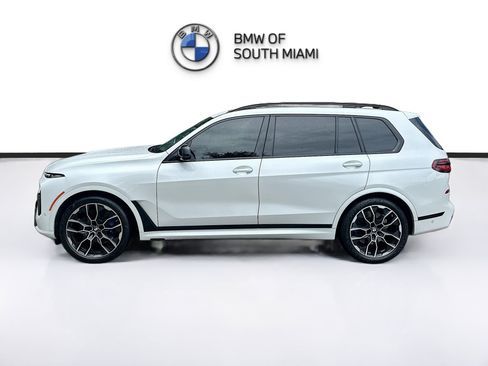 Certified 2025 BMW X7 M60i AWD/4WD image 4