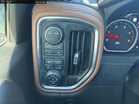 Used 2022 Chevrolet Silverado 3500 High Country AWD/4WD image 23