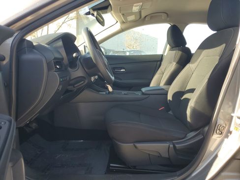 Certified 2021 Nissan Sentra S image 13