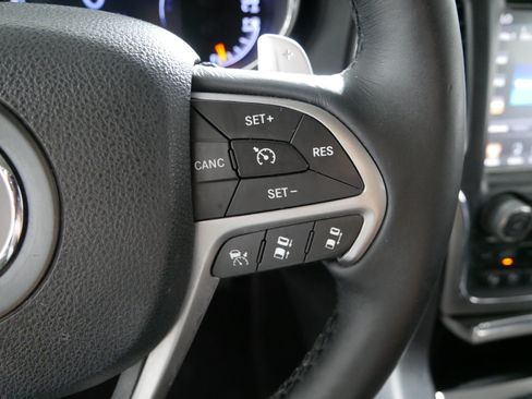 Used 2017 Jeep Grand Cherokee Summit AWD/4WD image 28