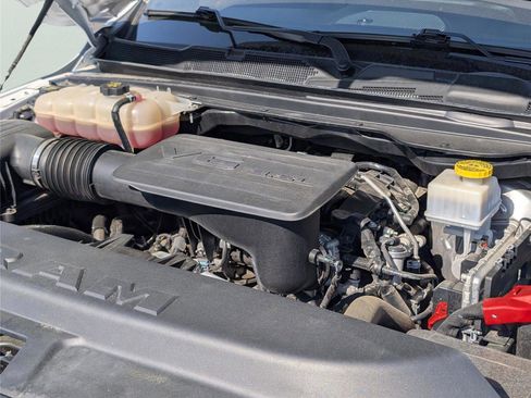 Used 2023 RAM 1500 Big Horn AWD/4WD image 36