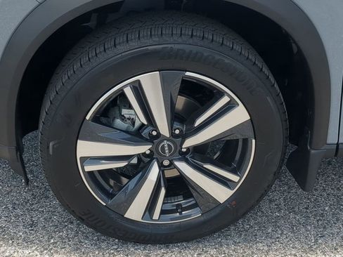 Certified 2023 Nissan Rogue SL image 11