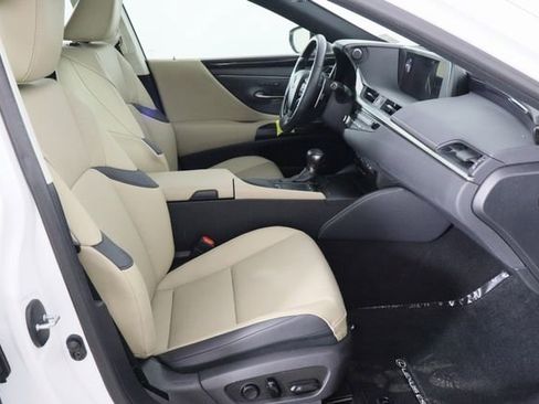 Used 2021 Lexus ES 350 w/ Premium Package FWD image 17