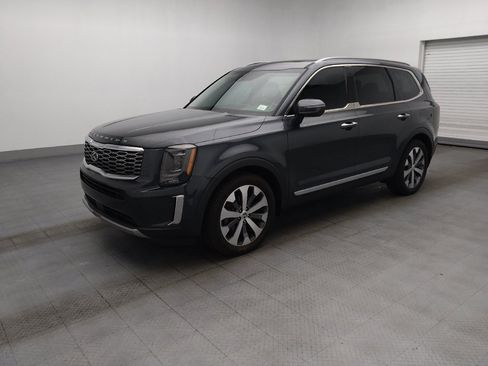 Used 2020 Kia Telluride S w/ S 8 Passenger Seating Package FWD image 2