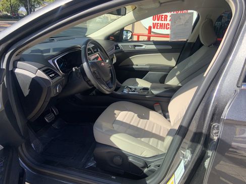 Used 2020 Ford Fusion S image 11