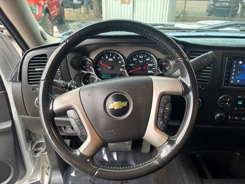 Used 2012 Chevrolet Silverado 2500 LT w/ Z71 Appearance Package AWD/4WD image 17