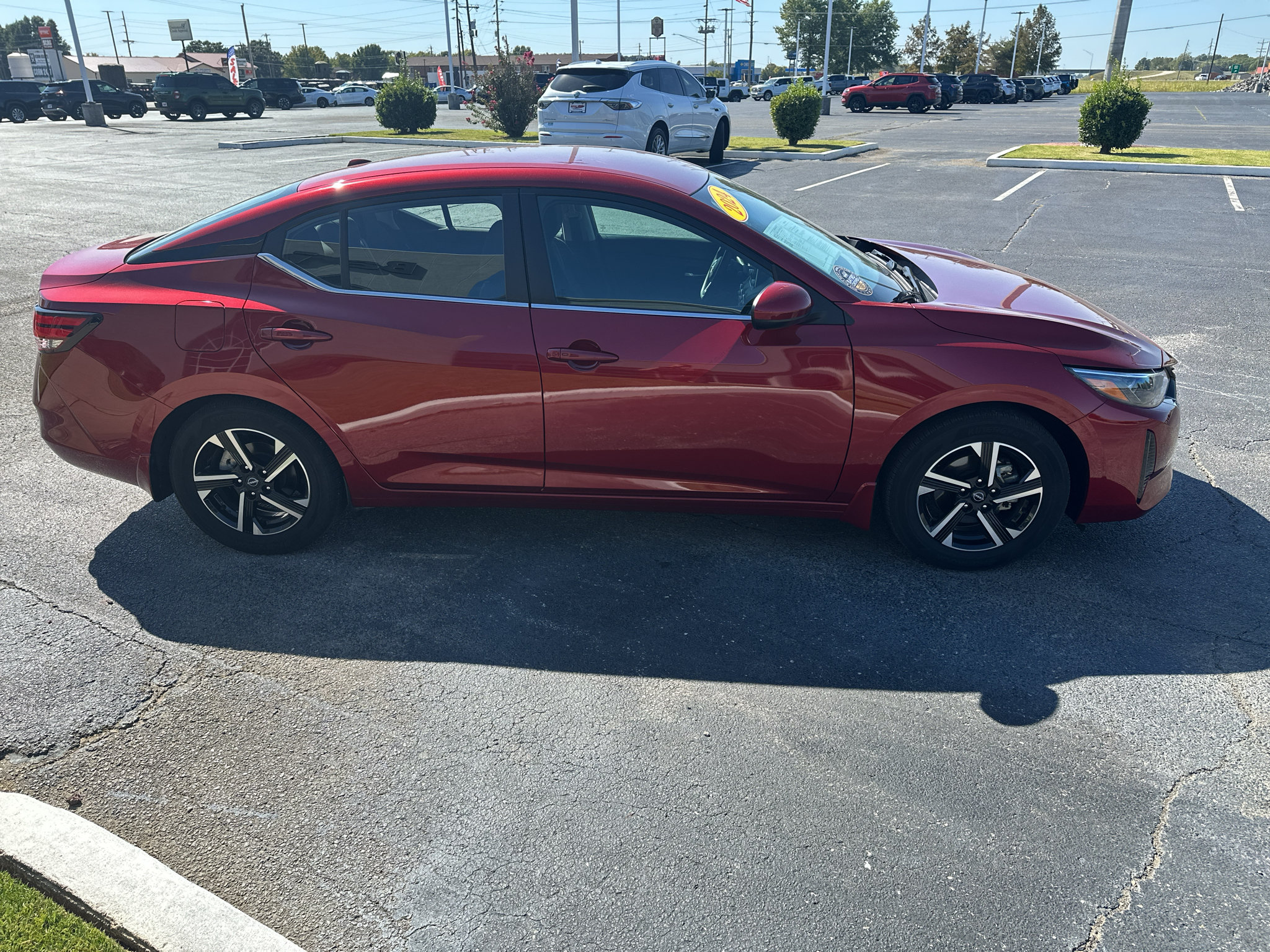 Used 2024 Nissan Sentra SV FWD image 4