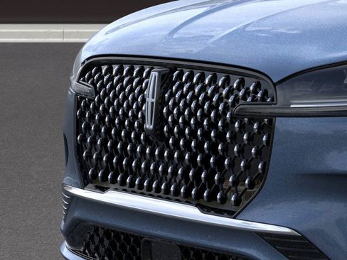 New 2025 Lincoln Aviator Black Label image 17