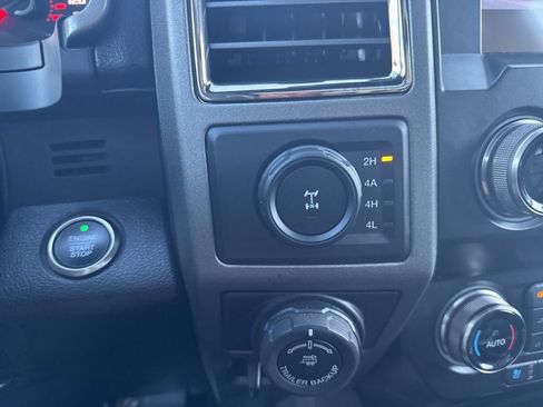 Certified 2019 Ford F150 Raptor w/ Equipment Group 802A Luxury image 22