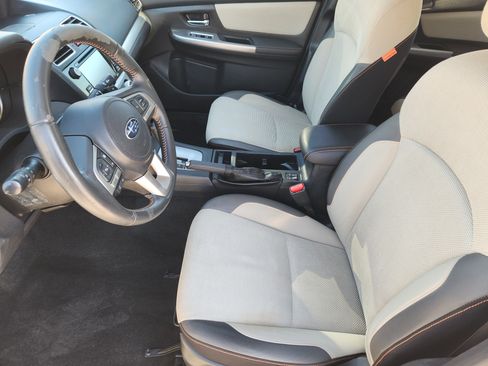 Used 2017 Subaru Crosstrek 2.0i Premium image 13