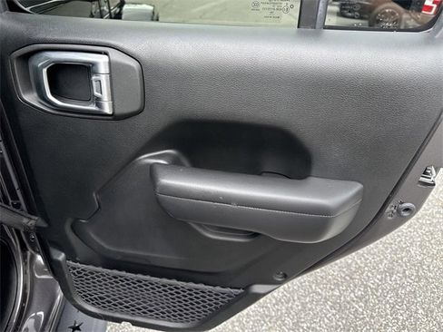 Used 2020 Jeep Wrangler Unlimited Rubicon image 16