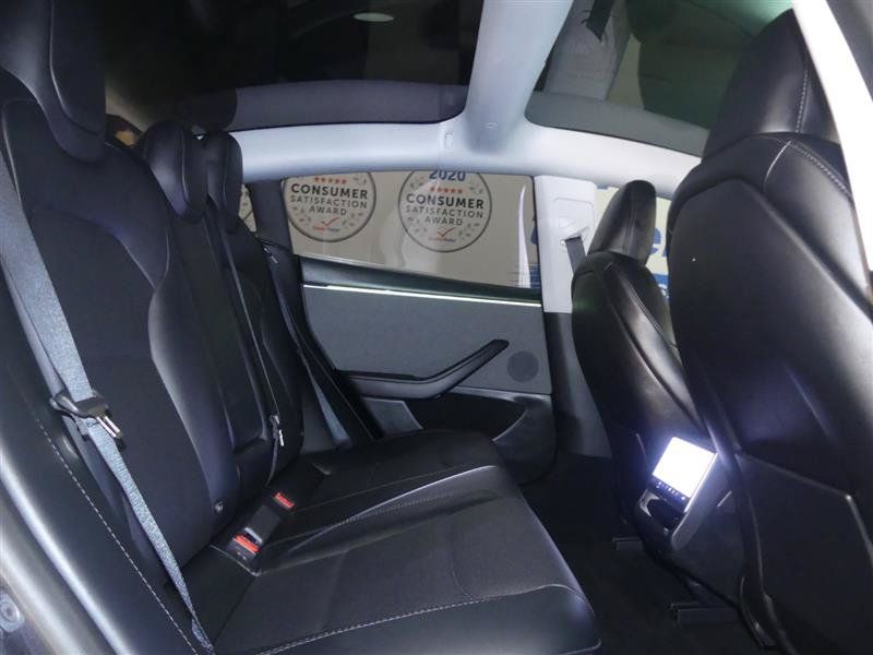 Used 2025 Tesla Model 3 Long Range RWD image 15