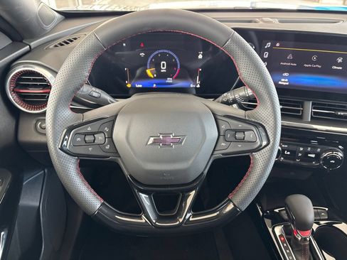 New 2026 Chevrolet Trax RS w/ Sunroof Package FWD image 26