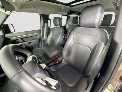 Certified 2024 Land Rover Defender 110 S AWD/4WD image 20