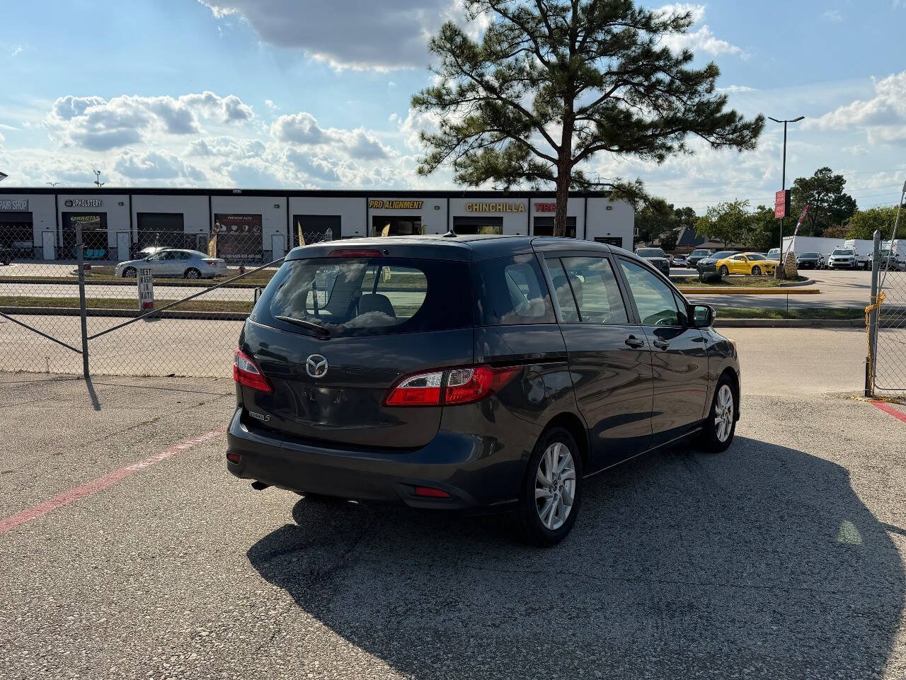 Used 2014 MAZDA MAZDA5 Sport FWD image 14